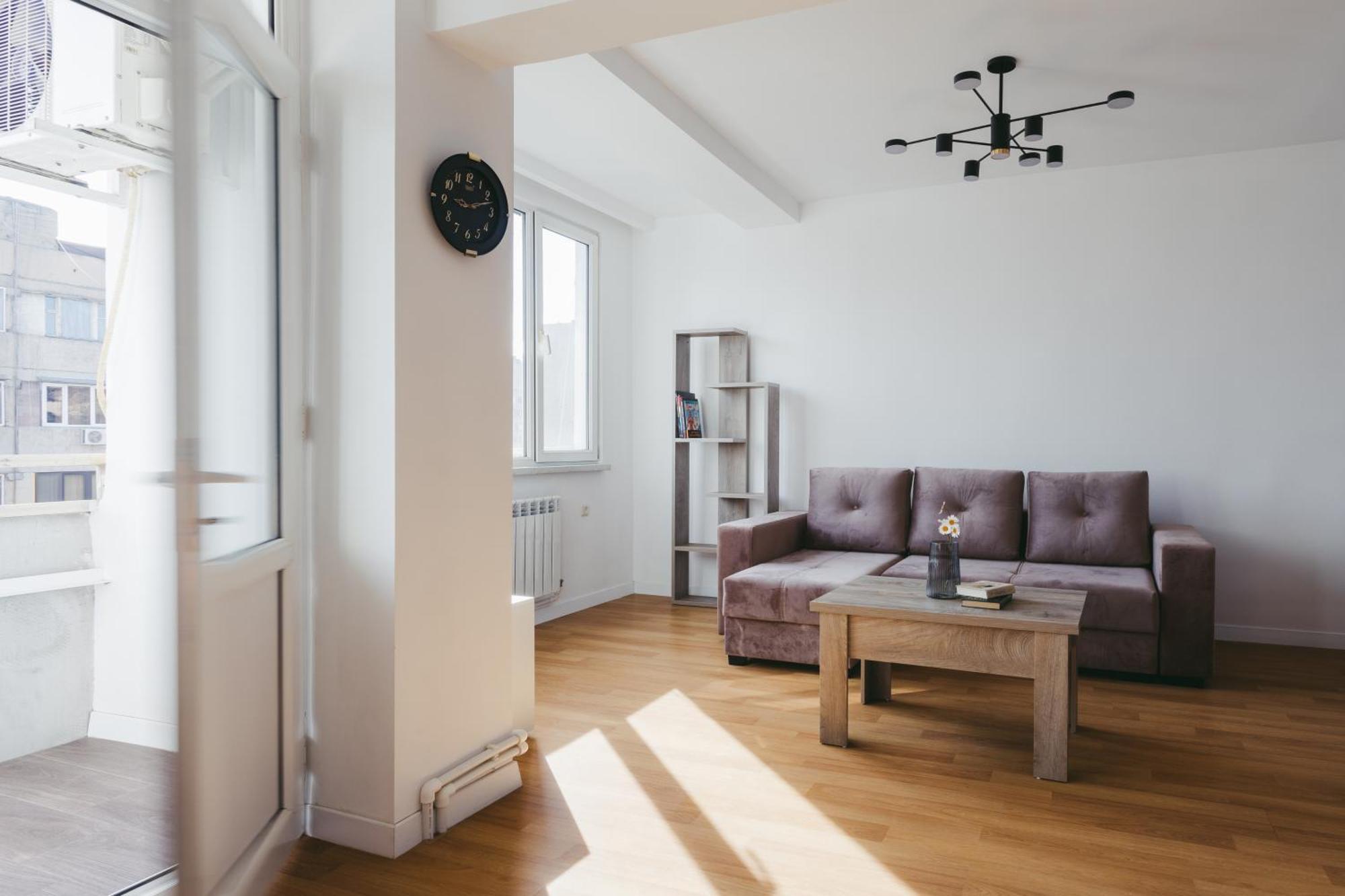Ferienwohnung Saryan Retreat Balcony Bliss Self-Checkin Keygo 36 Erivan Exterior foto